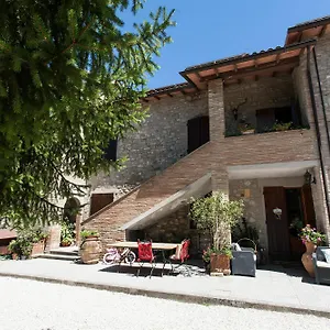Alloggio per agriturismo Podere Caldaruccio La Pineta, Bosco (Umbria)